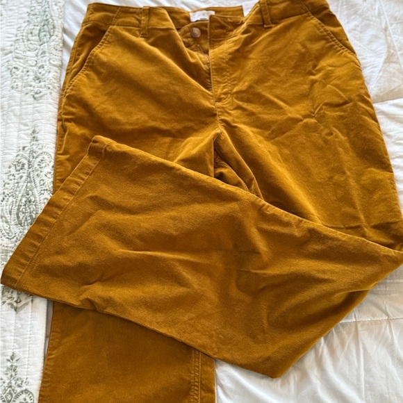 LOFT Pants - LOFT Women’s Mustard Yellow Relaxed Flare